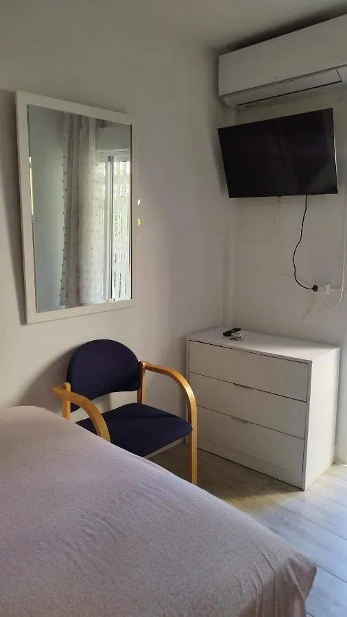 Guest house Habitacion Independiente Con Bano Fuengirola